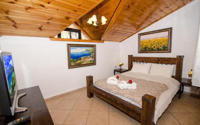 The Pearl of the Golan - Pnina BaGolan