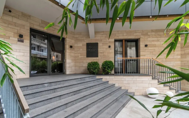 Maison Bucarest Apartments by Olala Homes