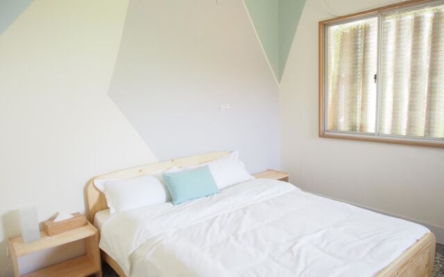 Jinlun 477 Guest House