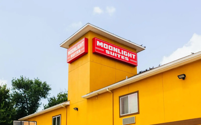 Moonlight Suites - Houston George Bush Intl Airport