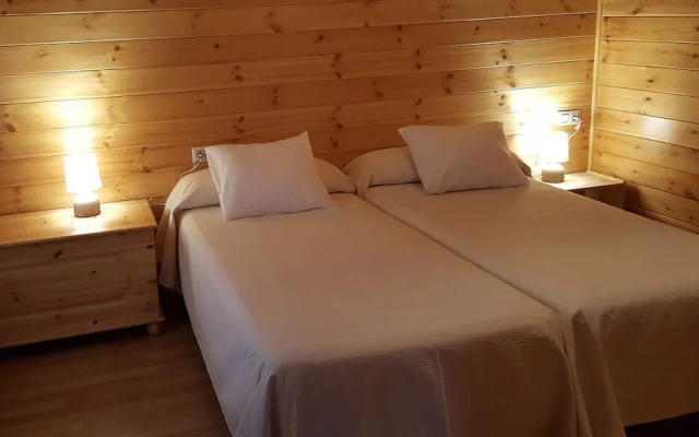 Hostal Restaurant Pous de la Neu