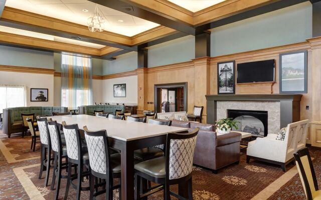 Holiday Inn Express Hotel & Suites Warwick-Providence (Arpt) by IHG