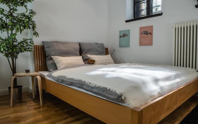 FULL HOUSE Studios - The Jungle Apartment - NETFLIX, WiFi inkl