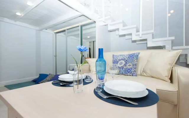 Kvart Apartment Dobryninskaya with sauna