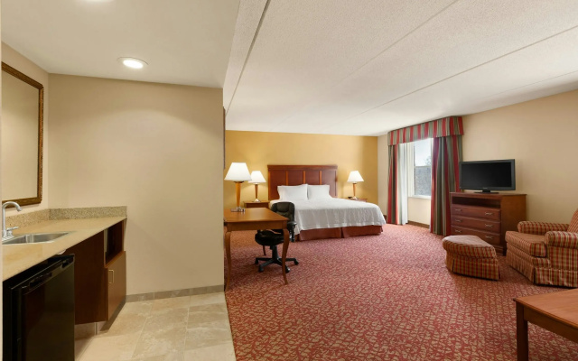 Hampton Inn & Suites Williamsburg Historic District