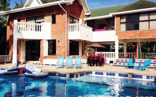 Hotel Casa De Las Flores