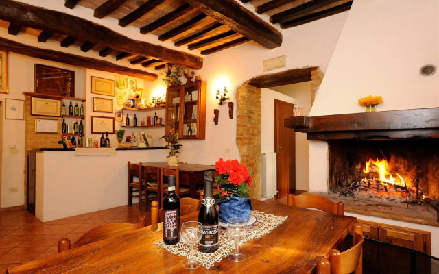 Agriturismo Sasso Rosso