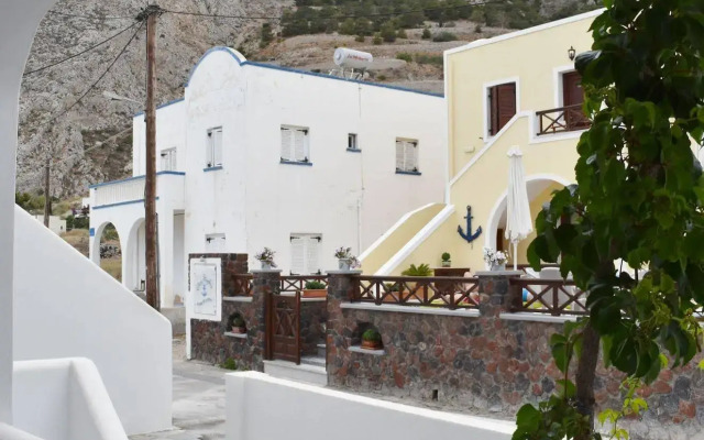 Zacharakis Studios