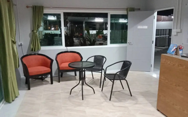 Lovely Paradise Phangan Hotel