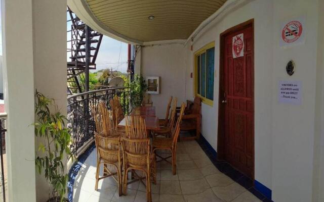 Istroberi Inn Palawan near Airport
