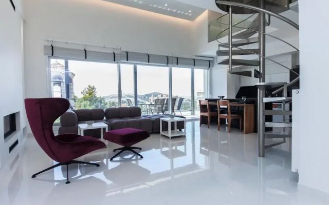 Marousi 2 Bd Luxury Living w Shared Pool