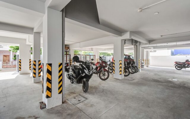 OYO Flagship 24155 FCI Nagar