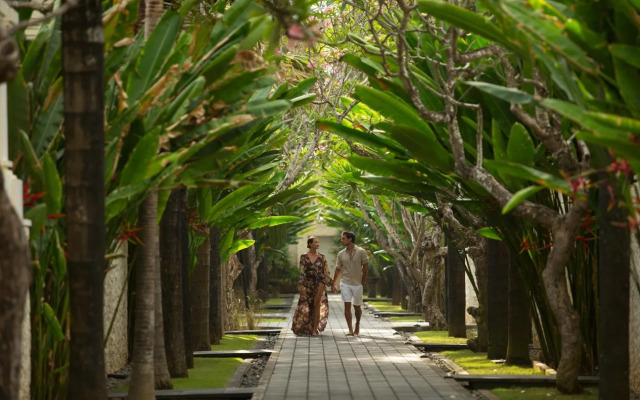 The Royal Santrian Serenity Villas By The Sea