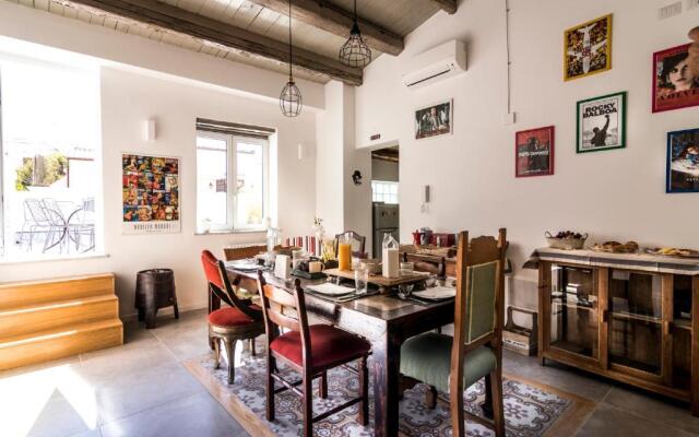 Ad Hoc Rooms