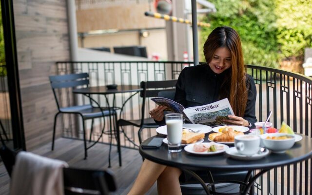 Metropolis Suites Bangkok, Tapestry Collection by Hilton