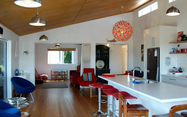 Onetangi Haven - Onetangi Holiday Home