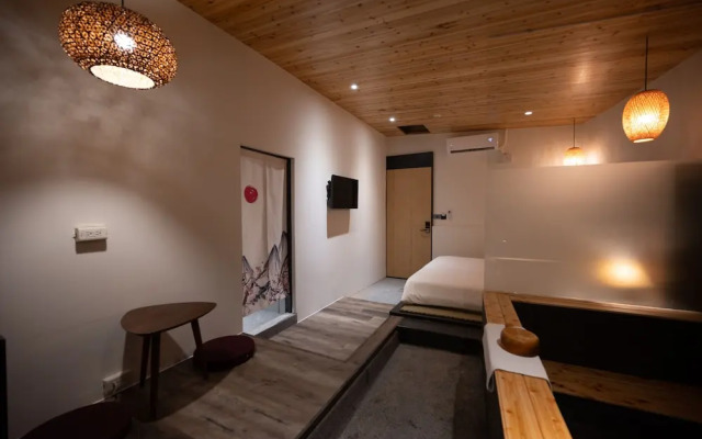 Yunoyado Onsen Hotspring Hotel Deyang