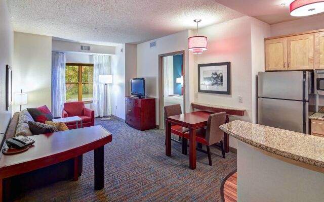 Residence Inn by Marriott Minneapolis Plymouth