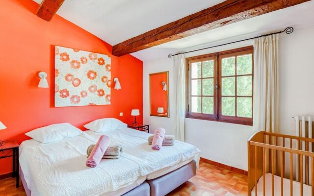 Villa With Guest Accommodation and Heated Pool in Sainte Maxime