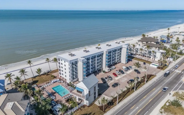 Seaside 101: Oceanview 2br/2ba Condo With Pool, Steps To Beach 2 Bedroom Condo