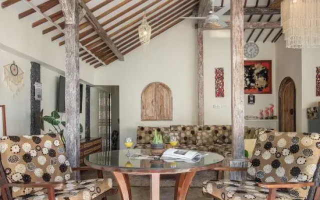 Madeira Javanese Joglo, Jimbaran