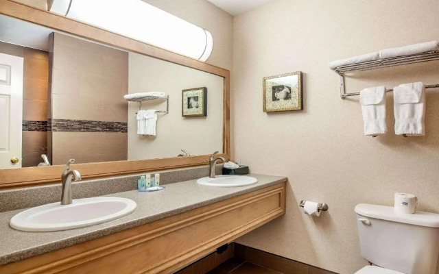 Quality Inn & Suites