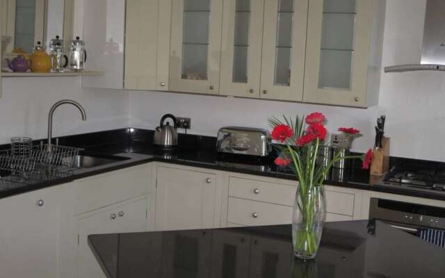 Remarkable 4-Bed House in Ashburton