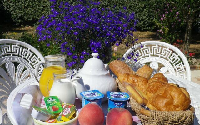 Eglantine et Chèvrefeuille