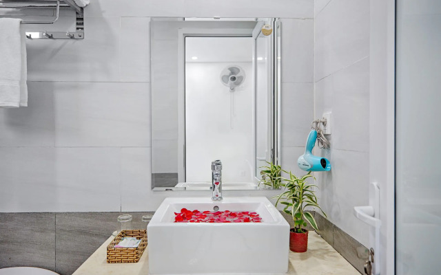 Sandy Apartment - Walk to the beach