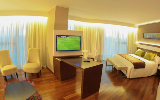 Yrigoyen 111 Hotel