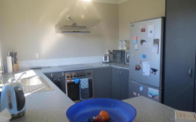 Hosts on the Coast Harbour Views