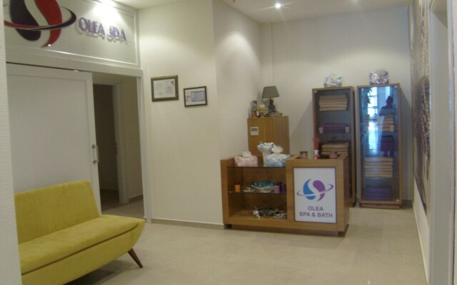Marina Suites & Spa