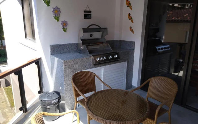 Apartamento a 100 m da Praia Grande Ubatuba