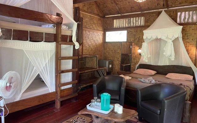 Kupu Kupu Garden Guest House & Cafe