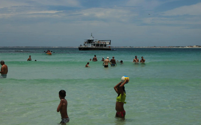 Apto confortável de 3 quartos-Cabo Frio