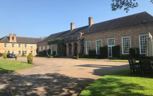 Hemswell Court