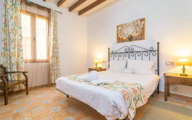 Sabatera in Inca With 1 Bedrooms and 1 Bathrooms