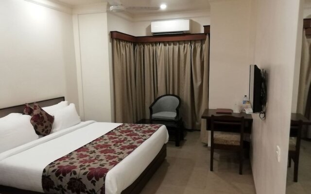 Hotel Ashish  International