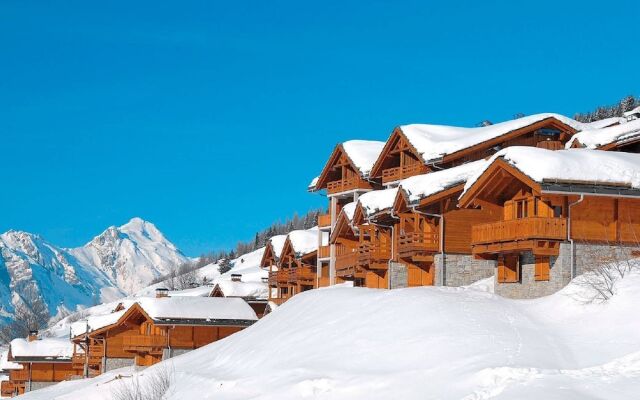 Rustic apartment with dishwasher, located in Valmeinie