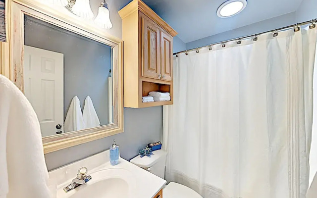 1208 Rockport - 2 Br Home
