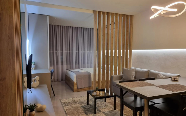 Iris City Center Premium Studio