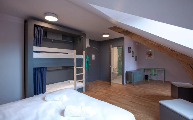 The People - Strasbourg - Hostel