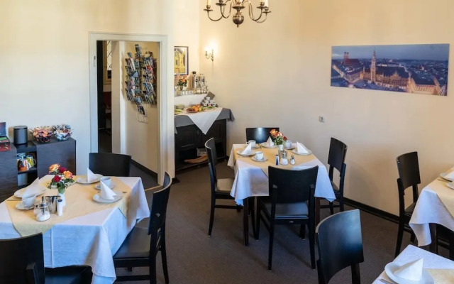 Hotel Pension Am Siegestor