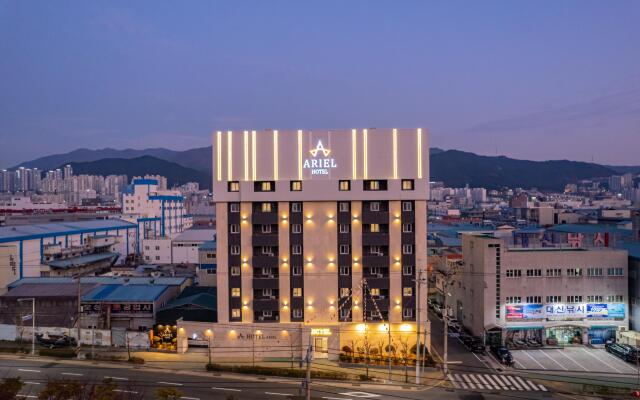Ariel Hotel
