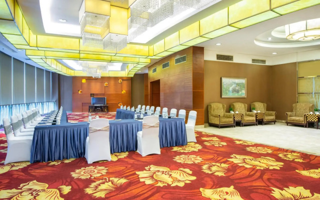 Holiday Inn Chengdu Century City-WestTower by IHG