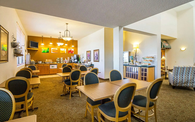 Quality Inn St. Cloud West