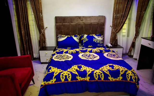 RichVilla Apartments & Hotels