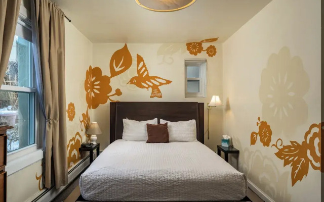 Queen Anne Bed And Breakfast