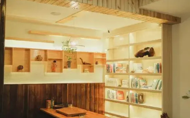 Guangnan jiulongshang B & B