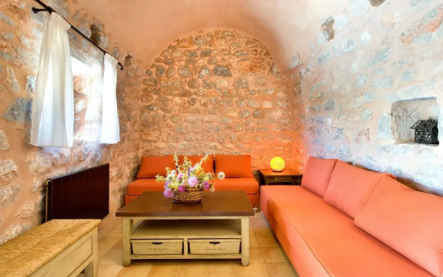 Arapakis Historic Castle